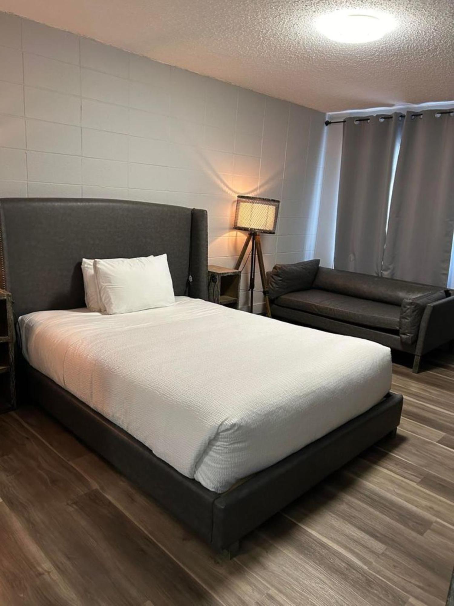 Parkside Inn Grande Prairie Exteriér fotografie